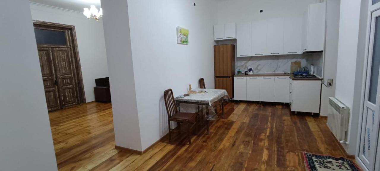 Ganja Hause Villa ภายนอก รูปภาพ